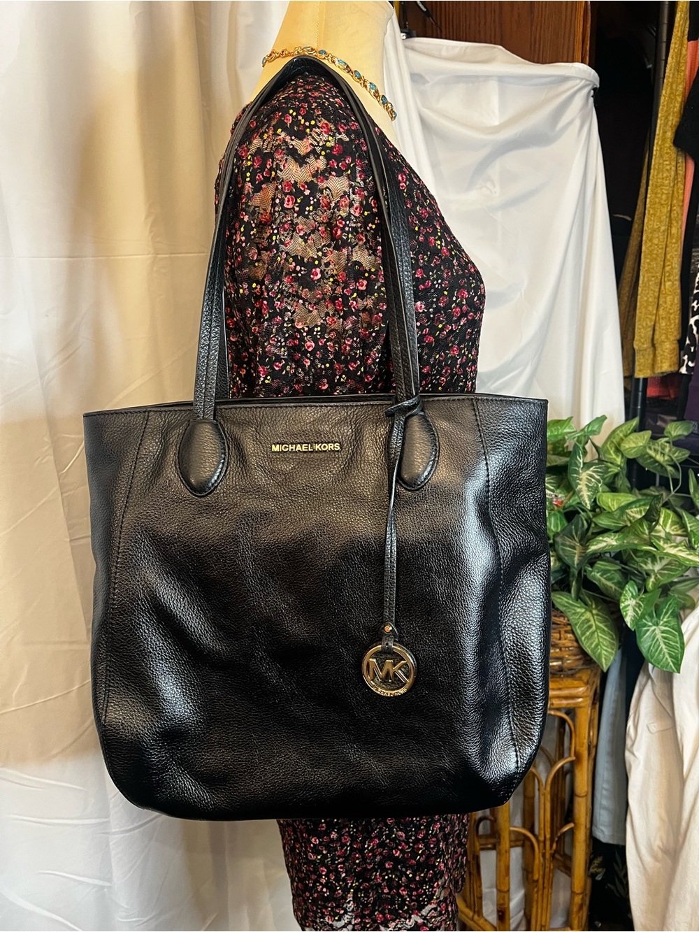 Michael Kors Black Leather Tote with Gold Logo Charm - Picture 16 of 16